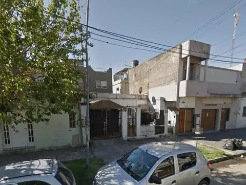 Gobernador Oliden e/ Talcahuano y Viamonte