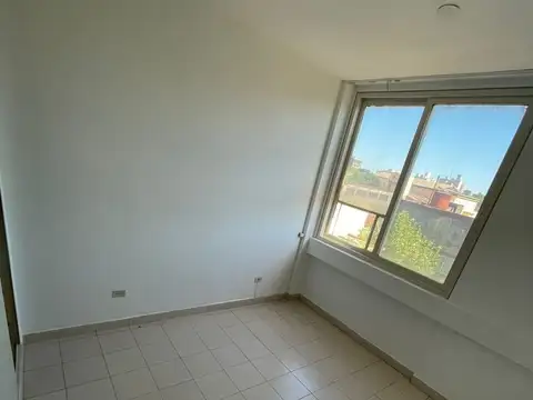 Departamento 5 ambientes con 2 baños