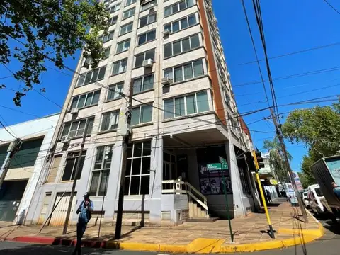 En venta Luminoso departamento 3 dormitorios en Microcentro de Posadas Misiones