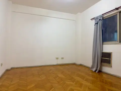hipolito yrigoyen 3300