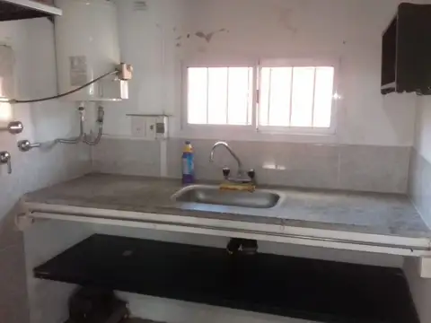 Casa - Venta - Argentina, Lobos - Pres. Peron 1400