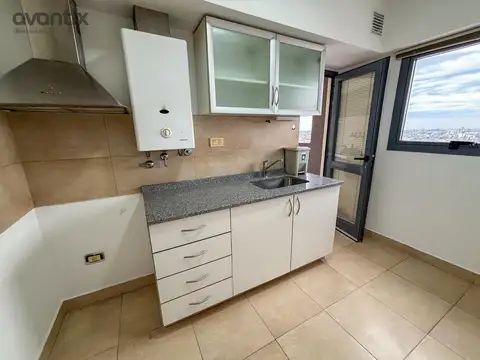 Departamento en Alquiler en Alberdi, $ 900.000