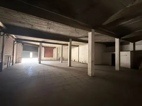 Local - Venta - Argentina, La Matanza - CARLOS CASARES 1757