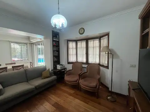 Adrogue venta casa gran terreno extraordinaria ubicación