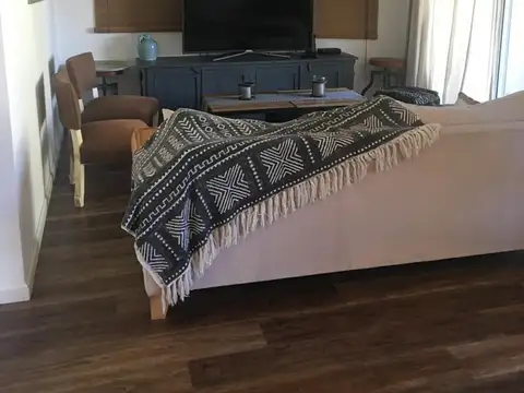 Casa en Venta en El Portal De Pilar, USD 220.000