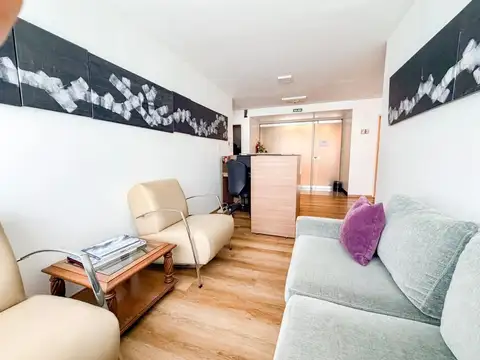 Oficina en Alquiler 27 años