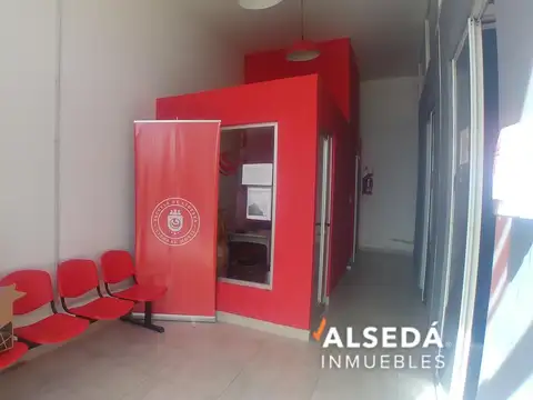 Oficina en Venta al Este