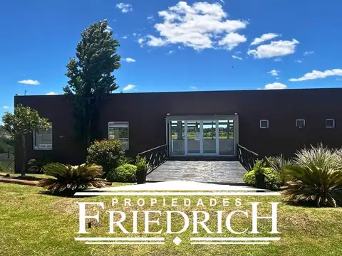 Terreno en Venta de 961,0 m2