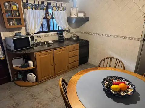 Depto Tipo Casa en Venta en Olivos, USD 180.000