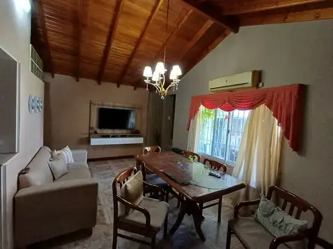 Casa en Venta en Quilmes Oeste, USD 170.000