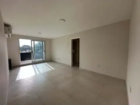 Departamento en Venta en Cerro De Las Rosas, USD 175.000