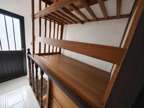 Casa 2 ambientes con 1 baño