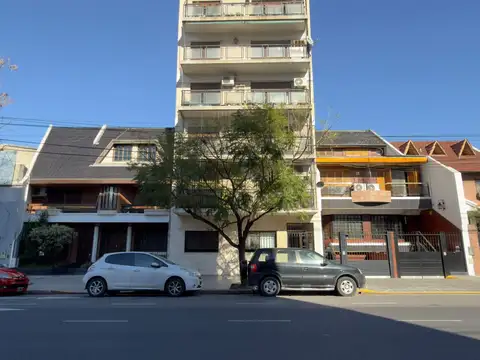 VENTA 3 ambientes con balcón al contrafrente