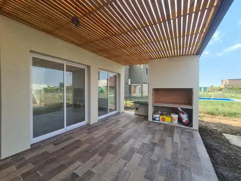 Avenida Santa Maria al 6600