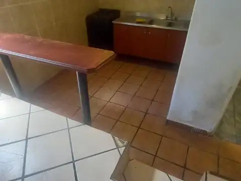 Depto Tipo Casa 2 ambientes con 1 baño