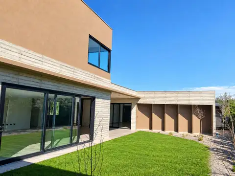 Casa en Venta en Vistalba, USD 789.000