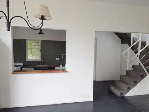 APTO CREDITO Venta Lindísimo terreno c/Casa a Refaccionar- Santa María de Tigre