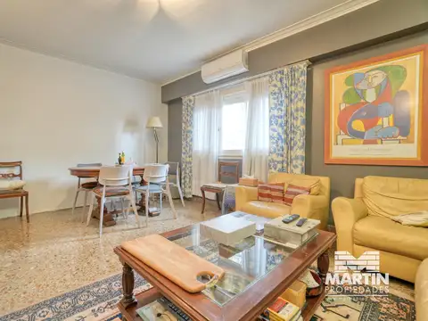 Casa en Venta de 5 Ambientes en Martínez | Apto Subdivision con Jardín