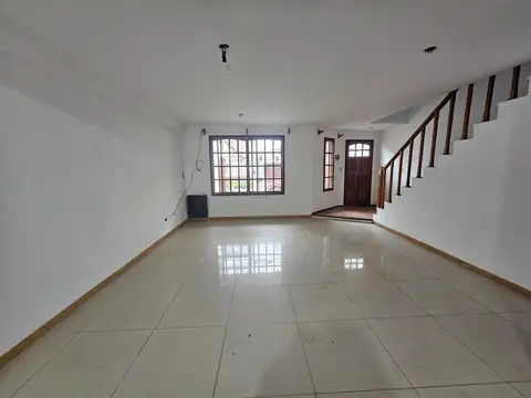 Casa en Venta en General San Martín, USD 160.000