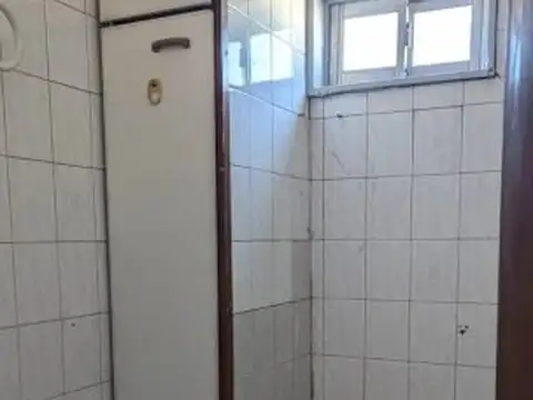 La Rioja 100 , Piso 15