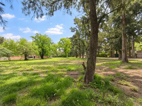 Venta terreno en Moreno