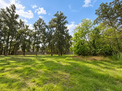 Terreno en Venta 51  mts Frente