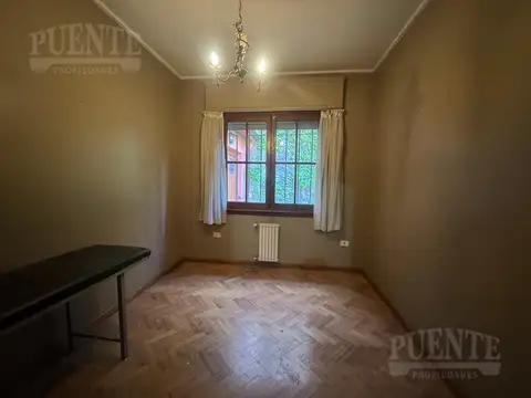 Casa 7 ambientes con 3 baños