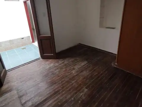 Depto Tipo Casa en Venta 60 años