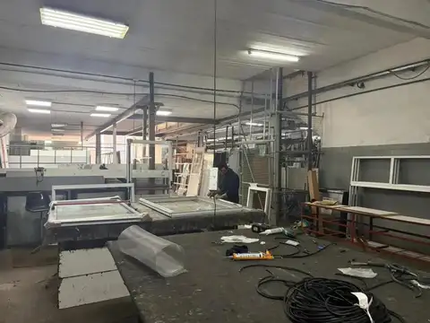 ALQ GALPON DE 900M2 TOTALES EN MUNRO