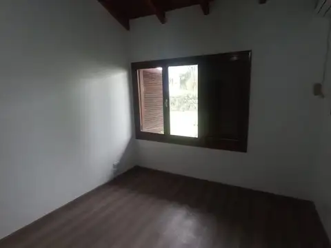 Casa en Venta en San José de la Esquina, USD 170.000