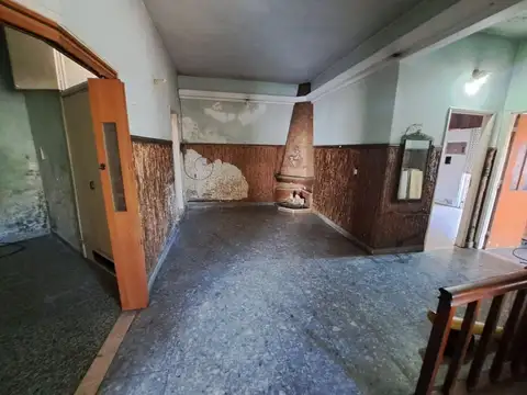 Depto Tipo Casa 4 ambientes con 2 baños