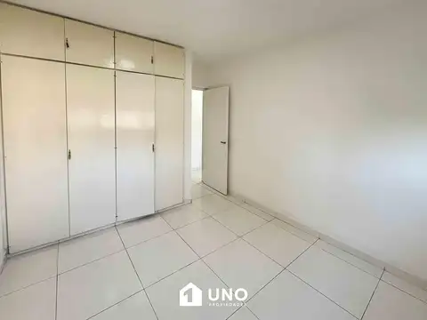 Paraguay 200, Piso 05