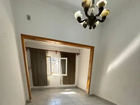 Depto Tipo Casa 3 ambientes con 1 baño