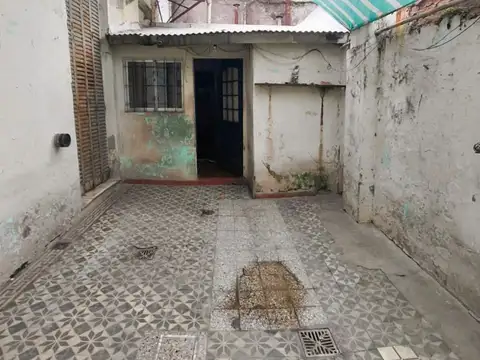 Depto Tipo Casa 2 ambientes con 1 baño