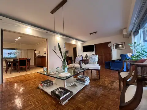 Departamento en Venta de 4 dormitorios
