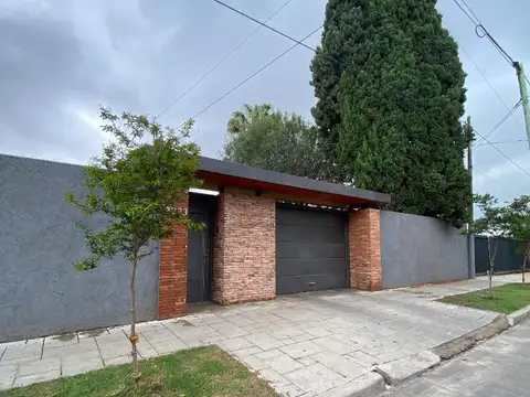 Casa en Venta en Cerro De Las Rosas, USD 260.000