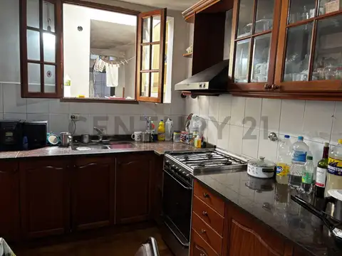 Casa con terraza y garaje en Crucecita