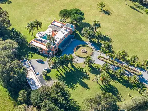Chacra en venta de 5 has. en el Chorro con casa de 1000 m2 100
