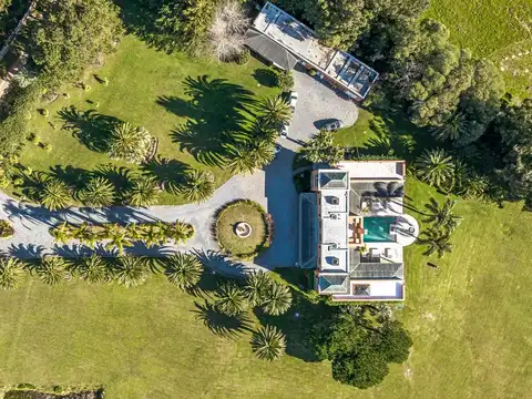 Chacra en venta de 5 has. en el Chorro con casa de 1000 m2