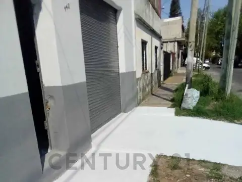 Venta – Galpón comercial | Carbonetti 143, Quilmes Oeste