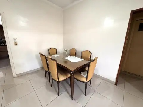 Avenida De Los Constituyentes 3600, Piso 1