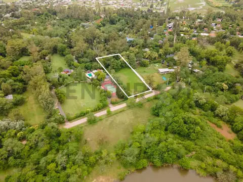 Terreno en Venta de 4733,64 m2