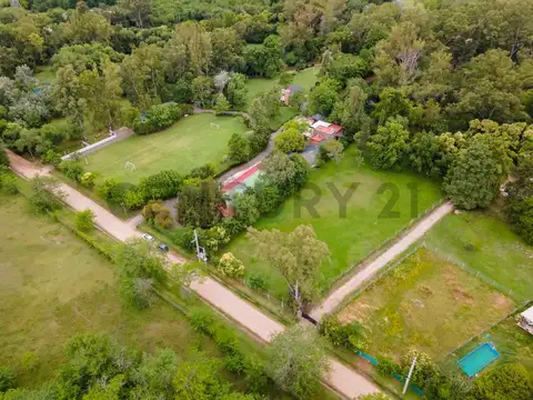 Terreno en Venta de 4733,64 m2