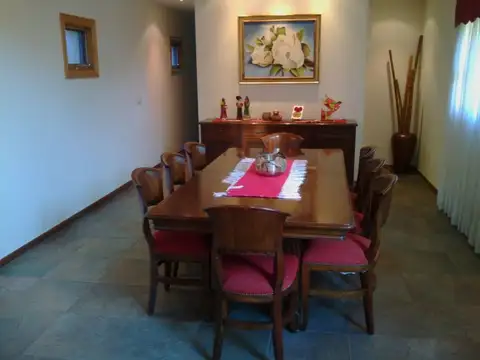 Casa en Venta en Los Polvorines, USD 400.000