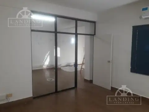 Oficina en Alquiler en Acassuso Santa Fe  /  Fleming, USD 680