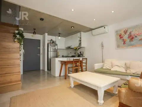 Depto Tipo Casa en Venta de 2 ambientes