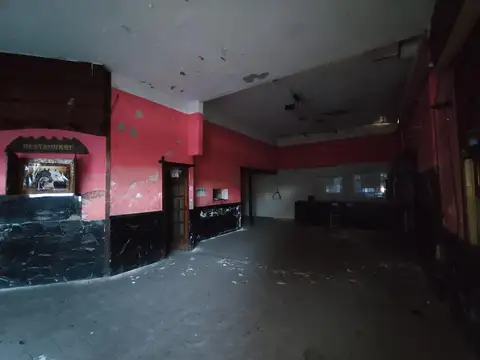 Local en Venta 50 años