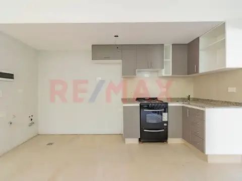 VENTA PH 2 AMB PARQUE AVELLANEDA CON PATIO