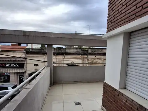 Departamento en Venta con 3 cocheras