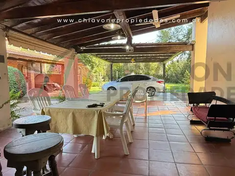 Quinta en Venta en Villars, USD 200.000